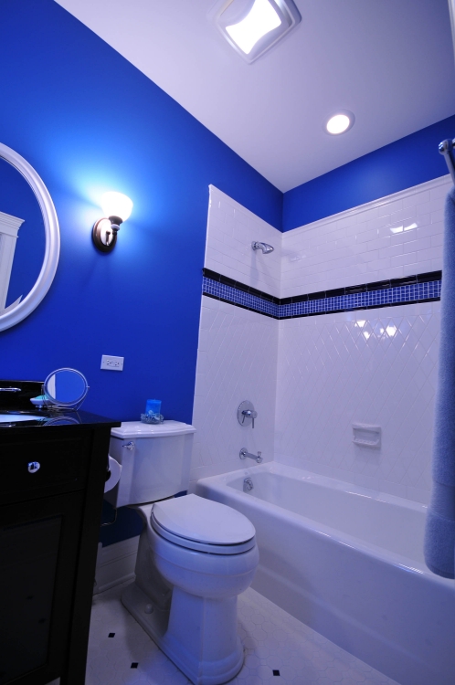 blue-bathroom