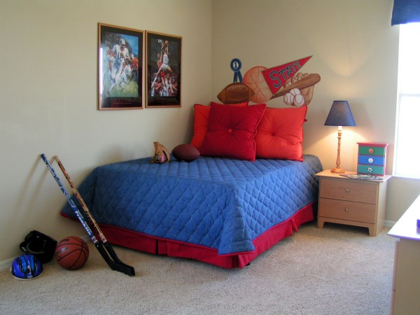 Nicely painted boys bedroom.